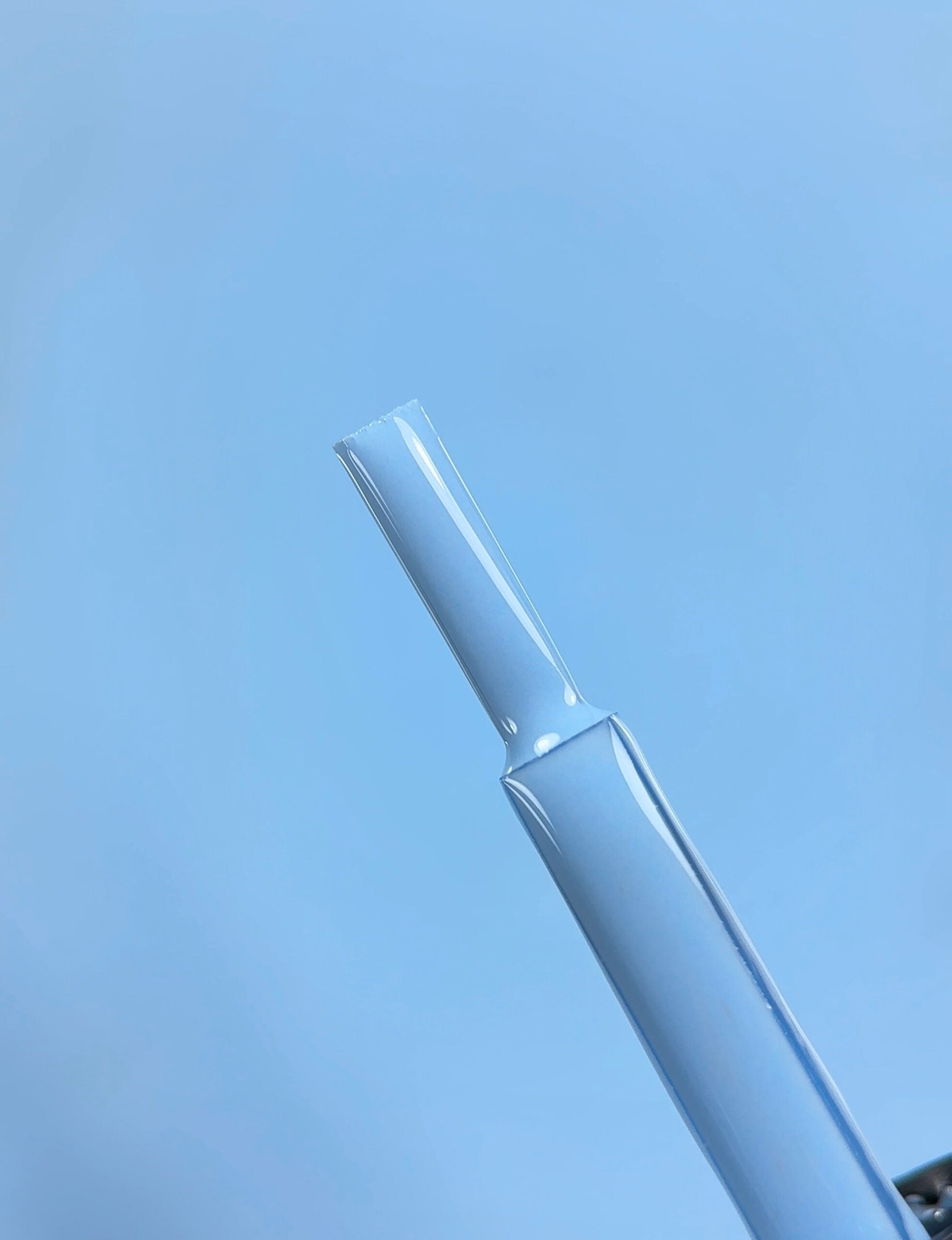 BIBLIOTEKA Esmalte Nº 12 Sky — Azul claro, 10 ml