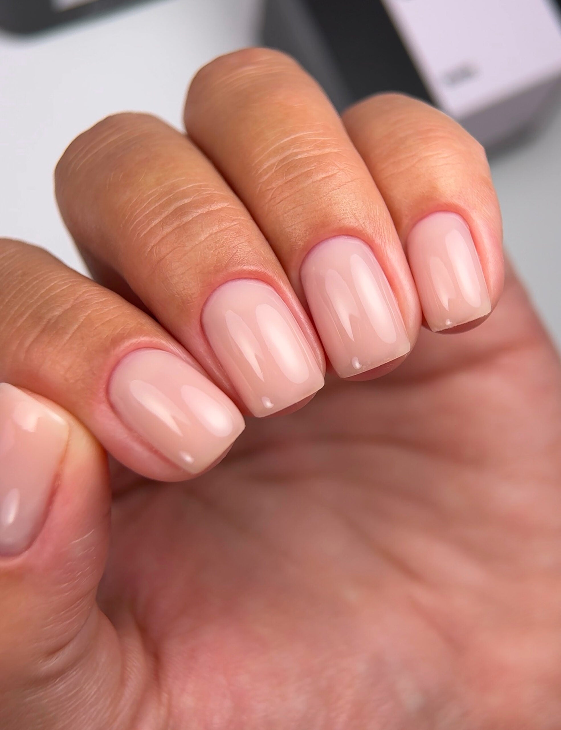 BIBLIOTEKA Builder Gel № 06 Skin - Beige cálido, 30 ml