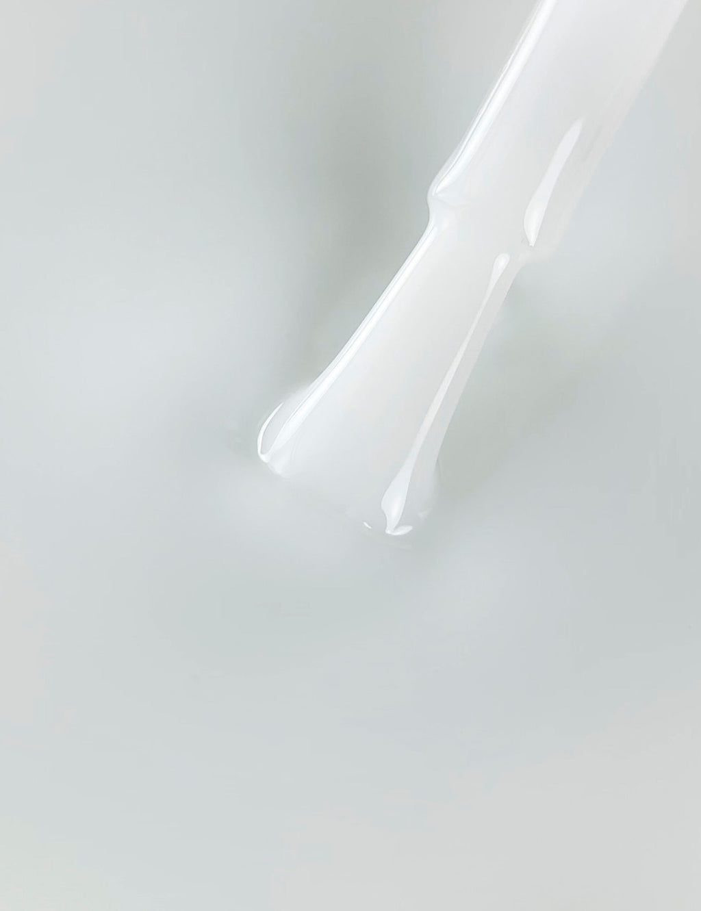 BIBLIOTEKA Cover Base № 01 Veil — lechoso semitransparente , 10 ml