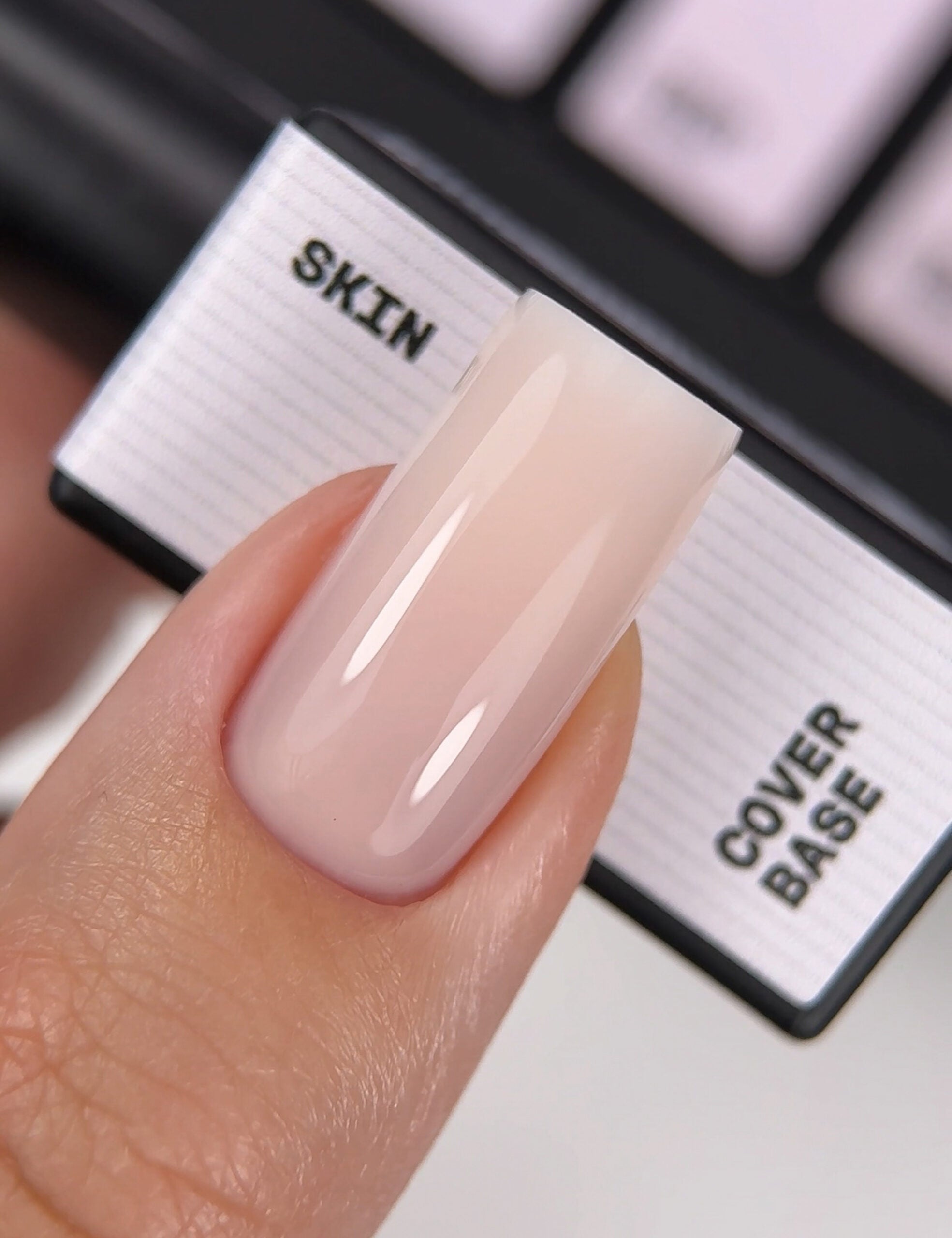 BIBLIOTEKA Cover Base № 06 Skin - Beige cálido, 10 ml