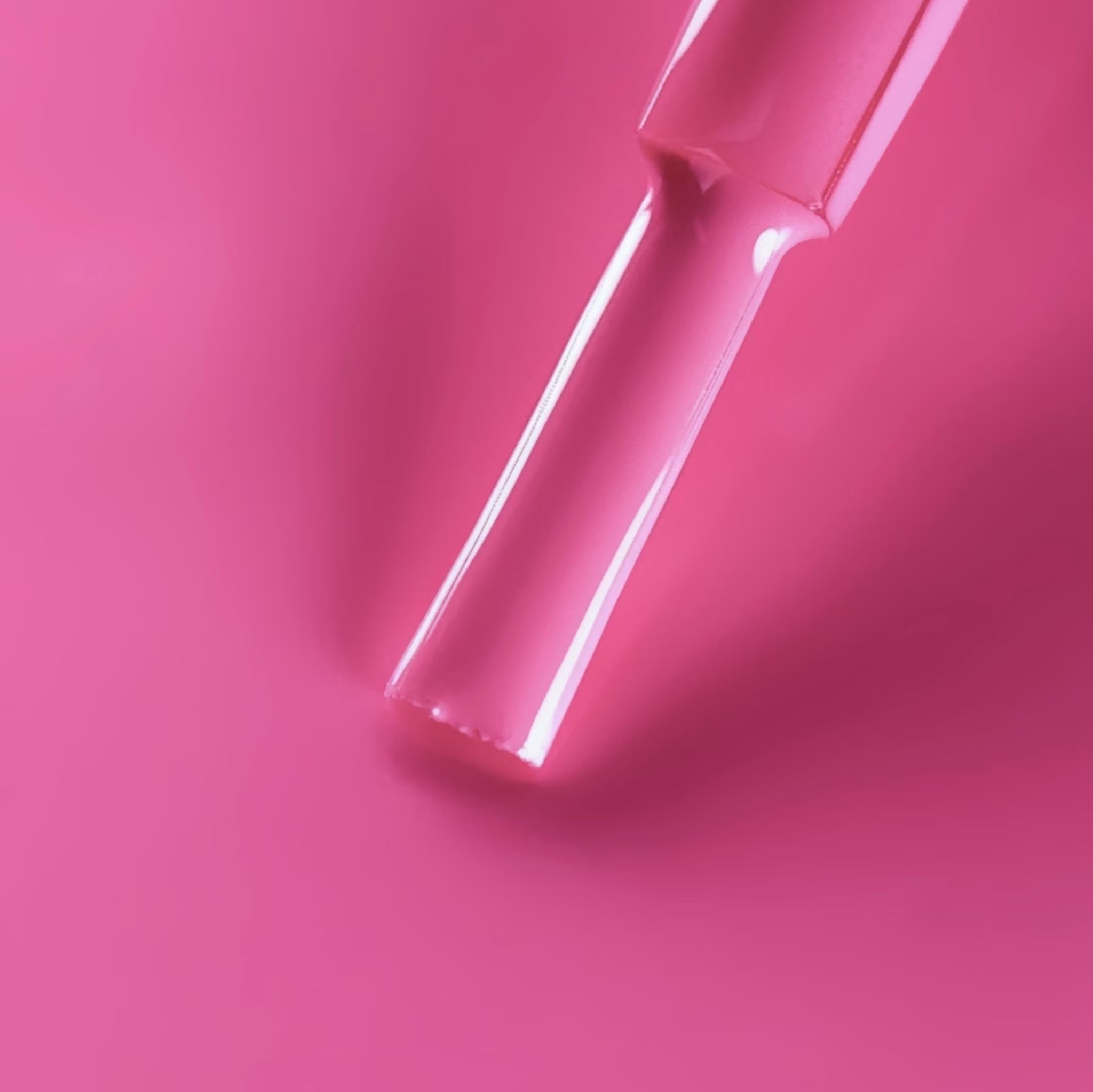 BIBLIOTEKA Esmalte Semipermanente Nº 66 Fever — fucsia intenso, 10 ml