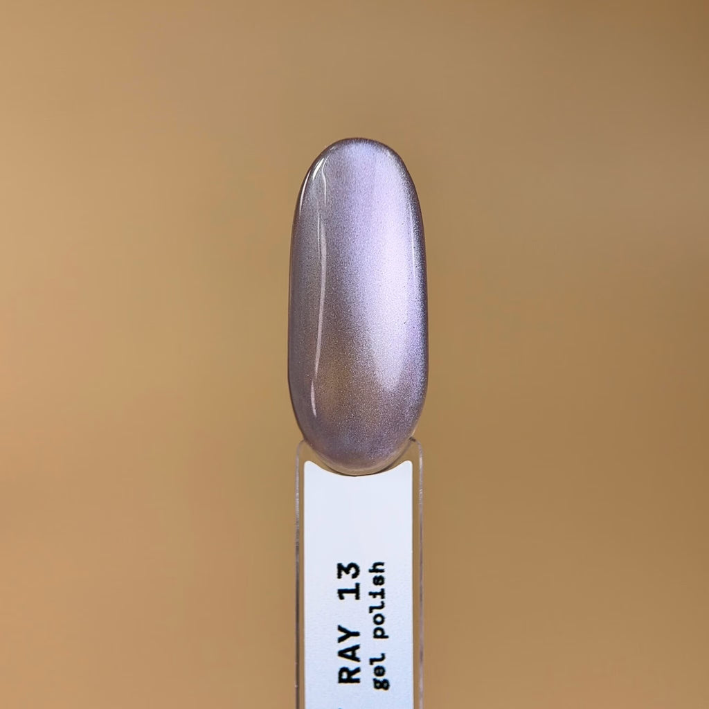 BIBLIOTEKA Esmalte Semipermanente Cat Eye Nº 13 Sky Ray — Azul claro frío, 10 ml