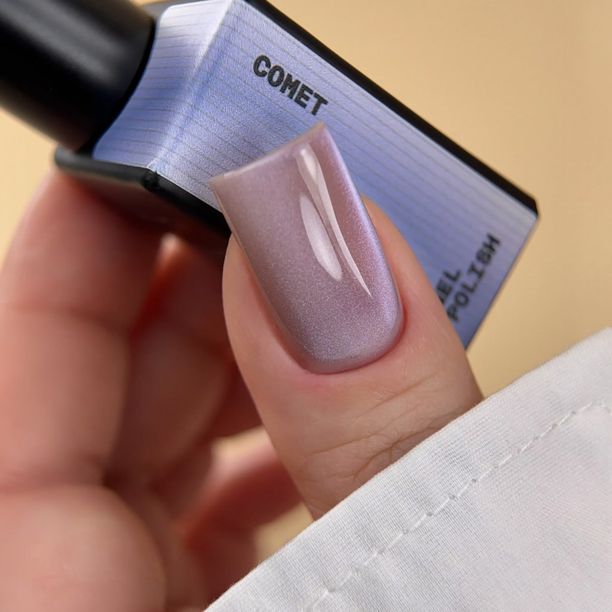 BIBLIOTEKA Esmalte Cat Eye Nº 14 Comet — Azul lavanda frío, 10 ml