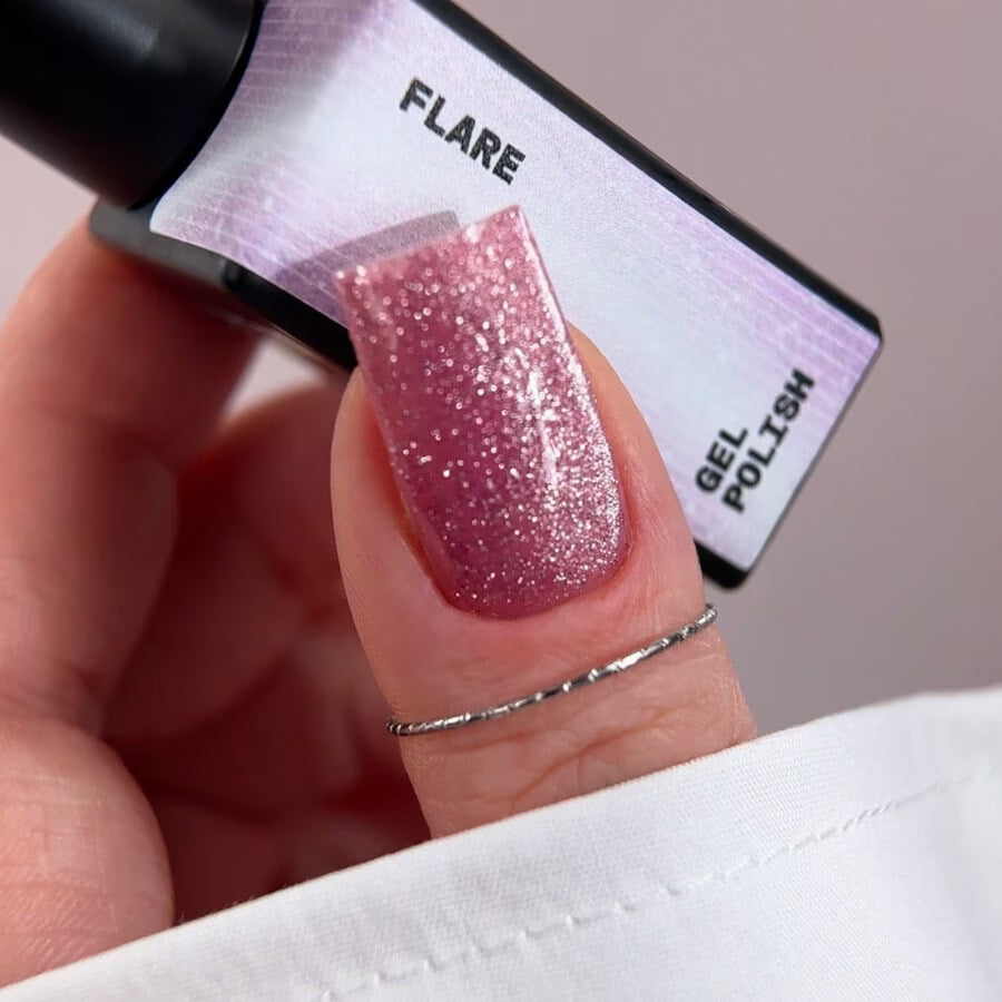 BIBLIOTEKA Esmalte semipermanente efecto ojo de gato Nº 30 Flare – rosa púrpura intenso, 10 ml
