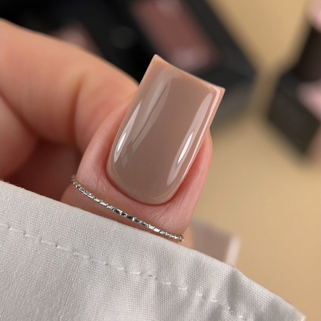 BIBLIOTEKA Gel Polish No. 34 Clay, 10 ml