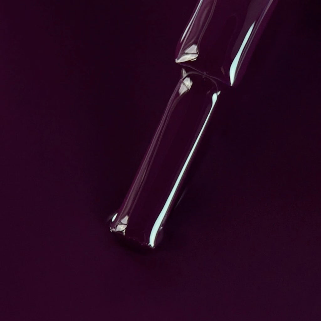 BIBLIOTEKA Esmalte Semipermanente Nº62 Composed – violeta profundo, 10 ml