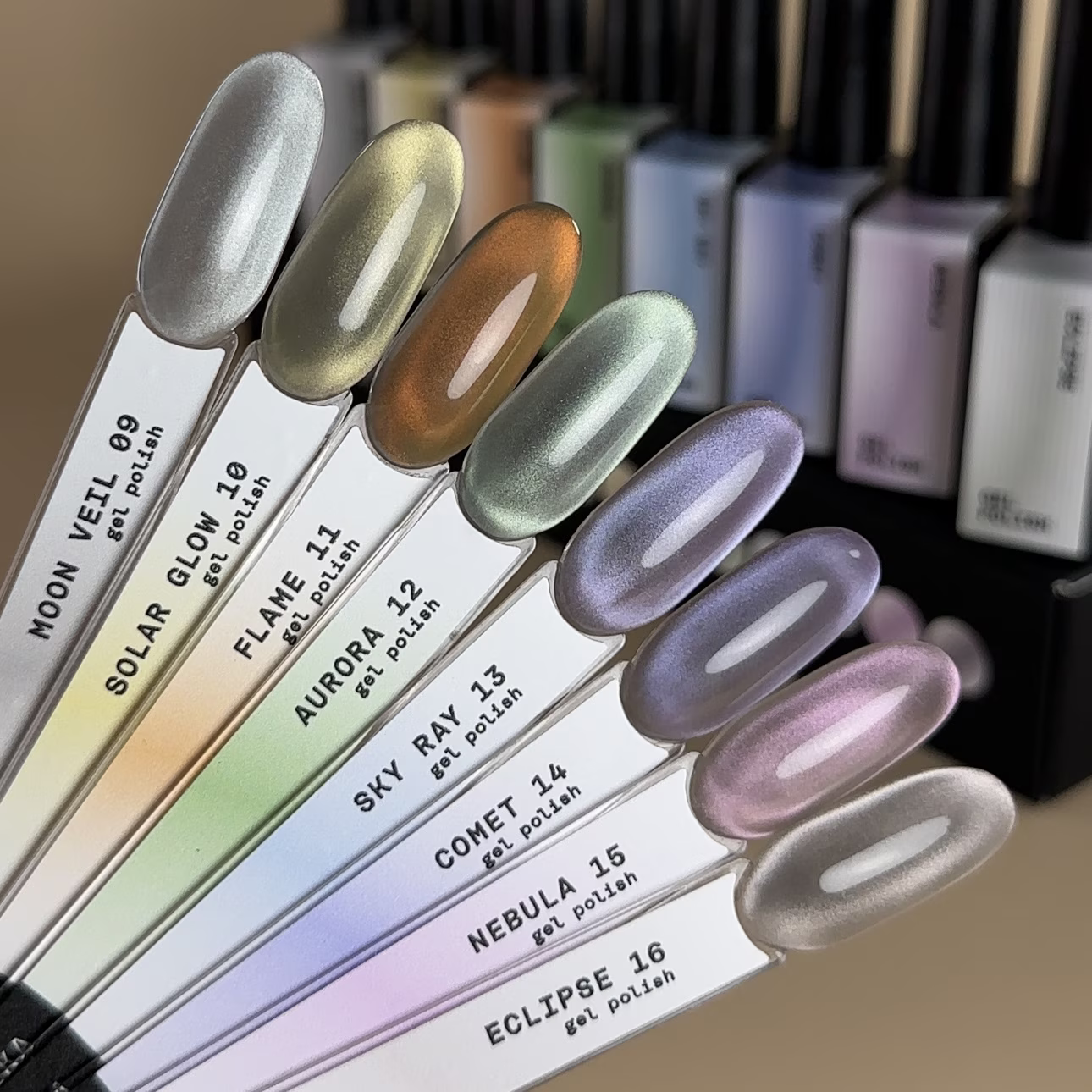 BIBLIOTEKA  Set de esmaltes Cat Eye RAYS № 09-16